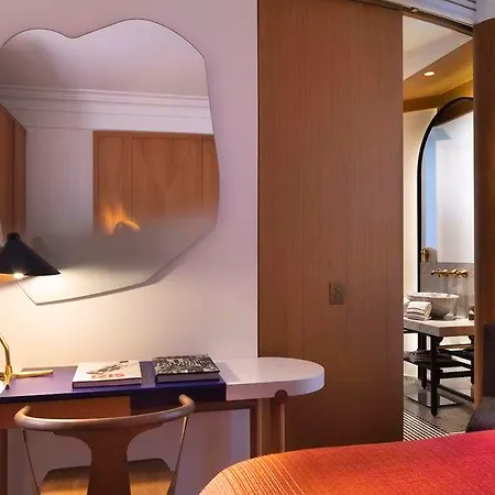 Vernet Champs Elysees Hotel