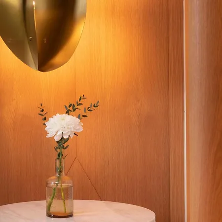 Hotel Vernet Champs Elysées Parigi