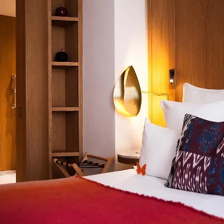 Hotel Vernet Champs Elysees Paris
