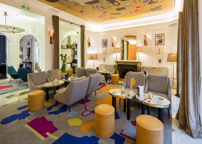 Vernet Champs Elysées Hotel 5*