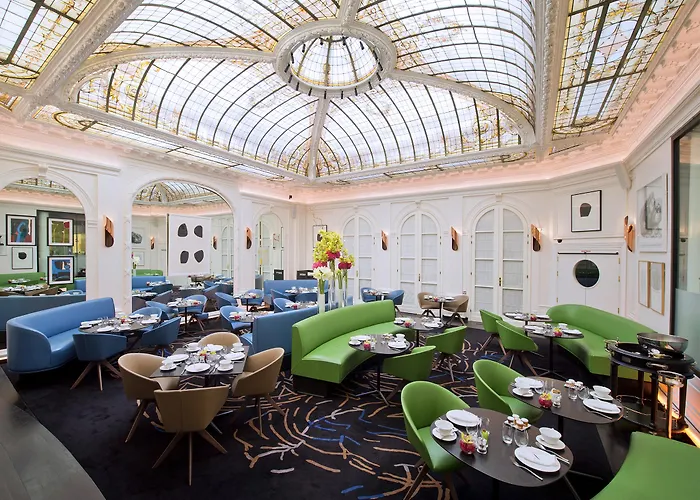 Hotel Vernet Champs Elysées