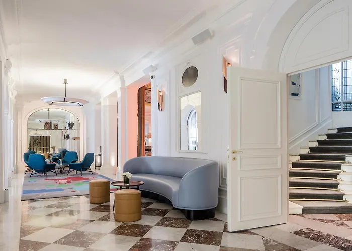 Hotel Vernet Champs Elysées 5*