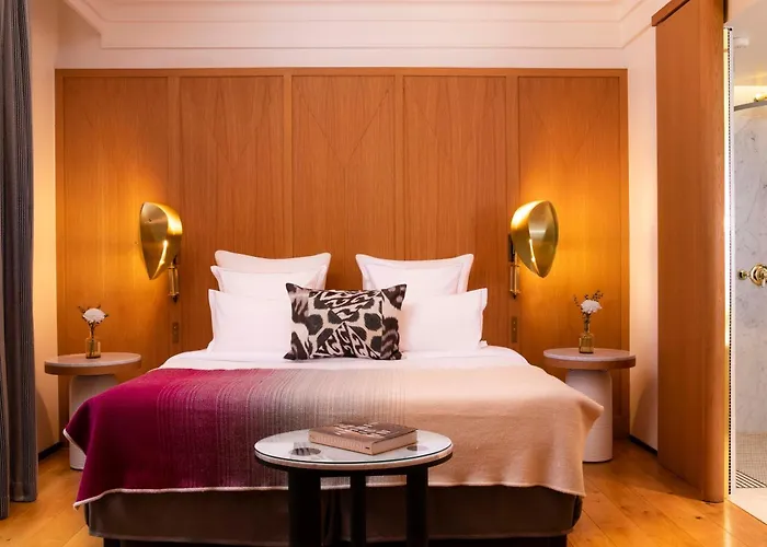 Vernet Champs Elysées Hotel 5*