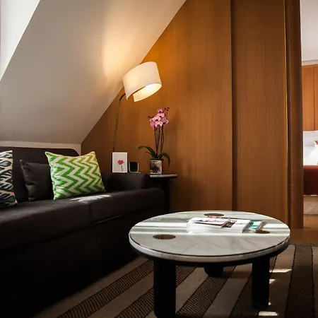 Vernet Hotel