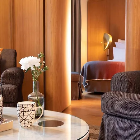 Hotel Vernet Champs Elysées
