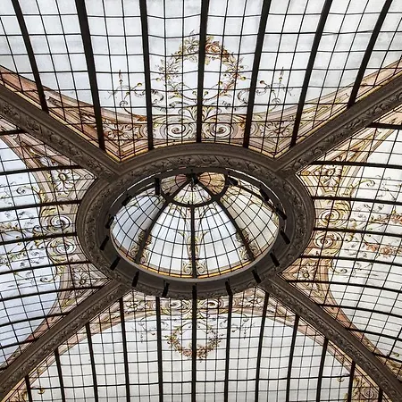 Hotel Vernet Champs Elysées