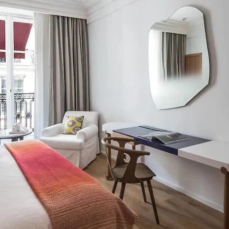 Vernet Champs Elysées Paris