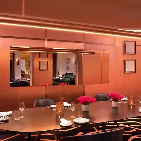 Hotel Vernet Champs Elysées