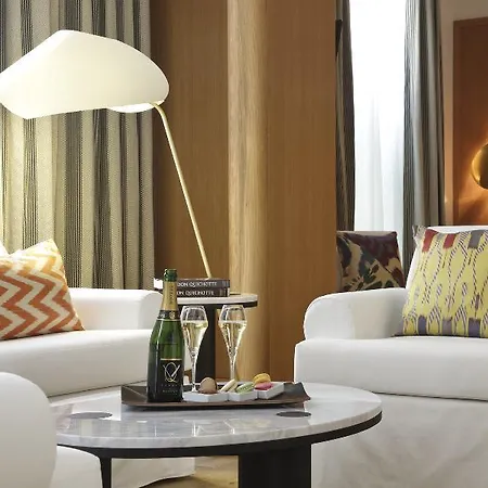 Hotel Vernet Champs Elysées 5*