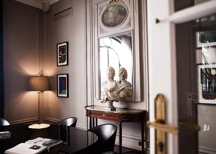 Vernet Champs Elysees 호텔