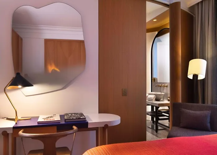 Vernet Champs Elysees 호텔 파리