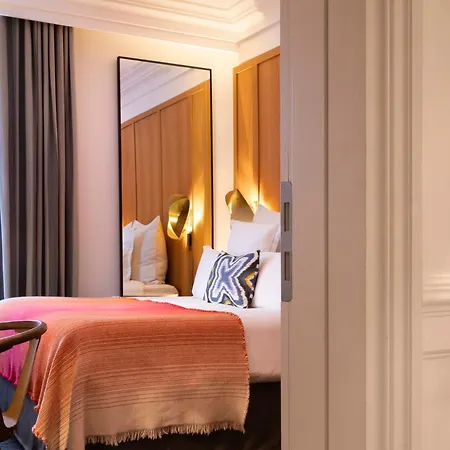 Vernet Champs Elysees 호텔 파리