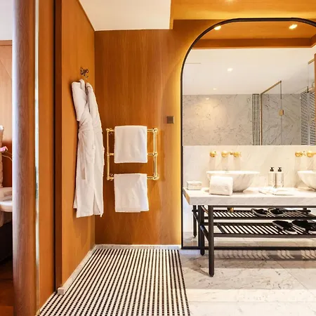 Vernet Champs Elysees 5* 파리
