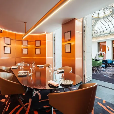 Vernet Champs Elysees 5* 파리