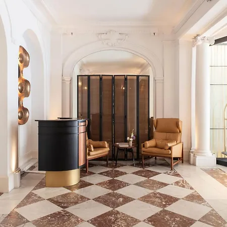 호텔 Vernet Champs Elysees 5*