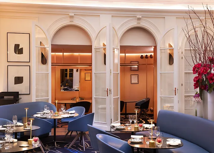 Hotel Vernet Champs Elysées Parigi