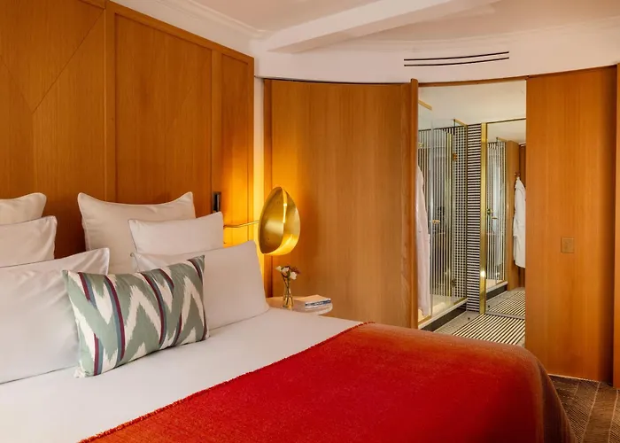 Hotel Vernet Champs Elysées