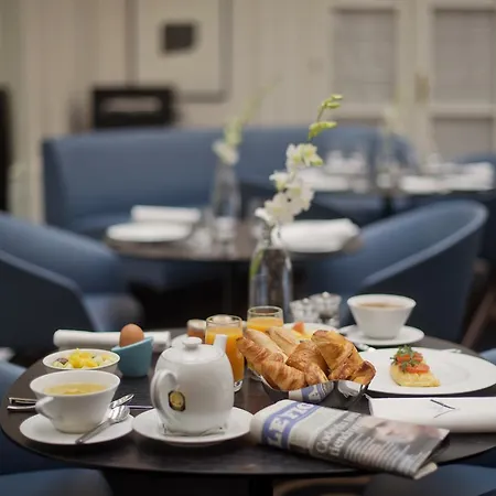 Vernet Champs Elysées Hotel 5*