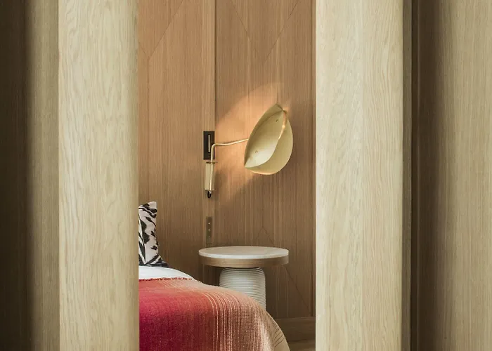 Vernet Champs Elysees 5* Paris