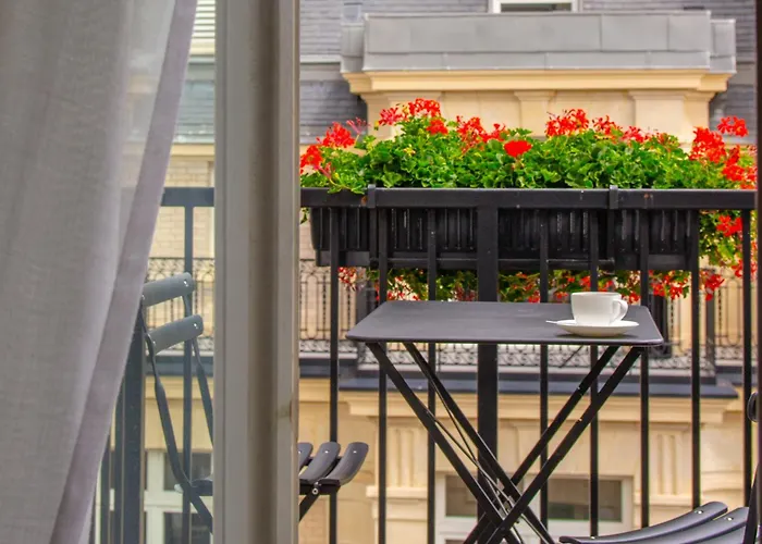 Vernet Champs Elysees Hotel 5*